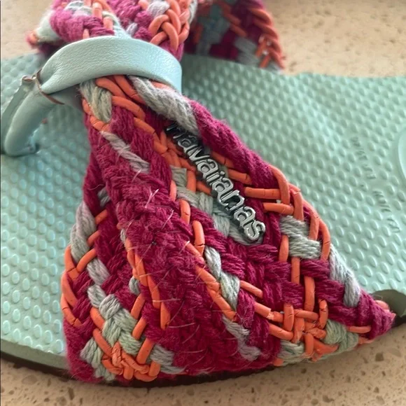 Havaianas Colorful Women's Sandals - Picture 3 of 5